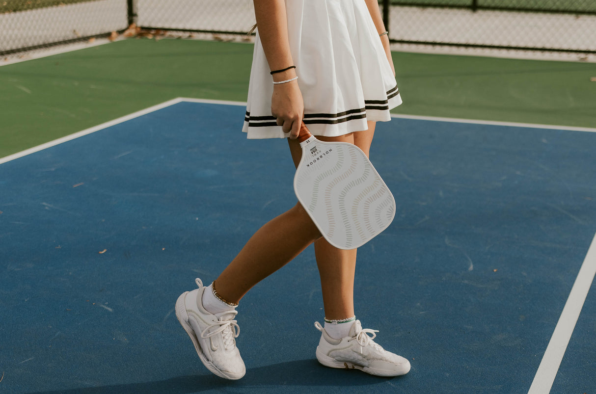 Holbrook: Malibu Pickleball Paddle