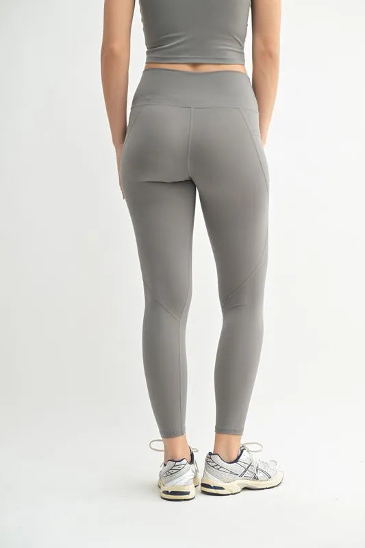 Paddle Up Sculpt Leggings in Pewter