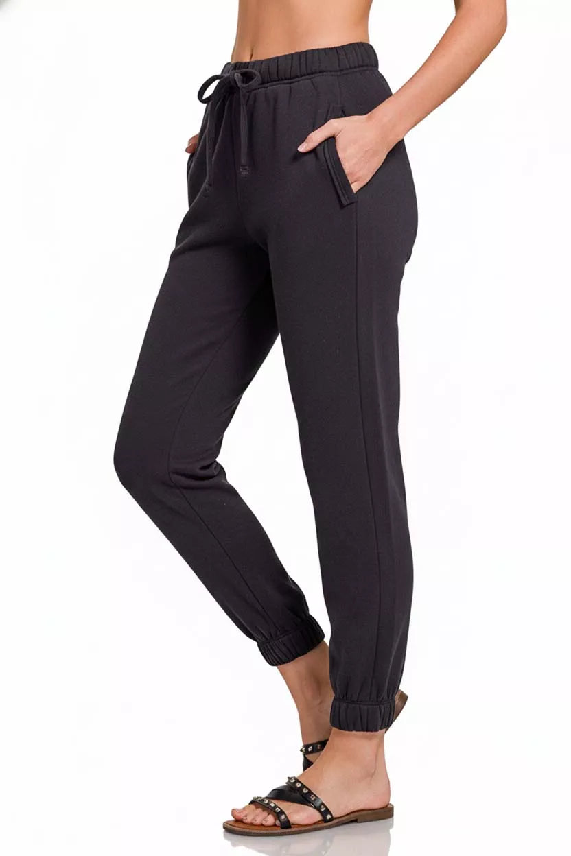 Après-Dink Fleece Joggers in Black